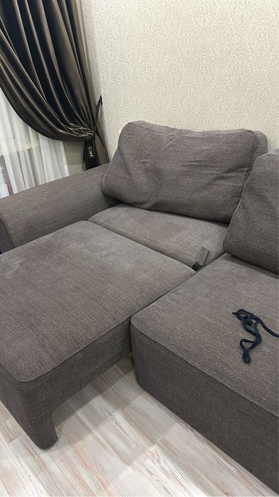 Большой  удобный диван