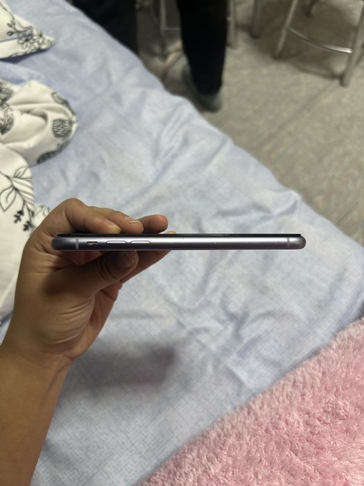 Айфон 11 с гарантией