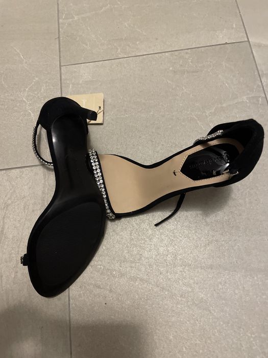 Cvand sandale Stradivarius noi