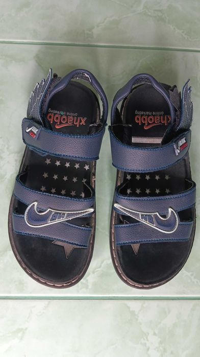 Обувь на мальчика.