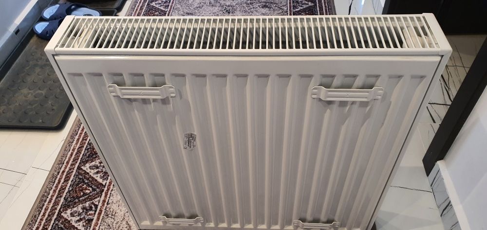 Radiator alb 60×60 cm