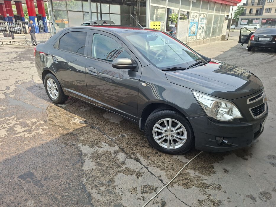 Chevrolet Cobalt 2021 — 4