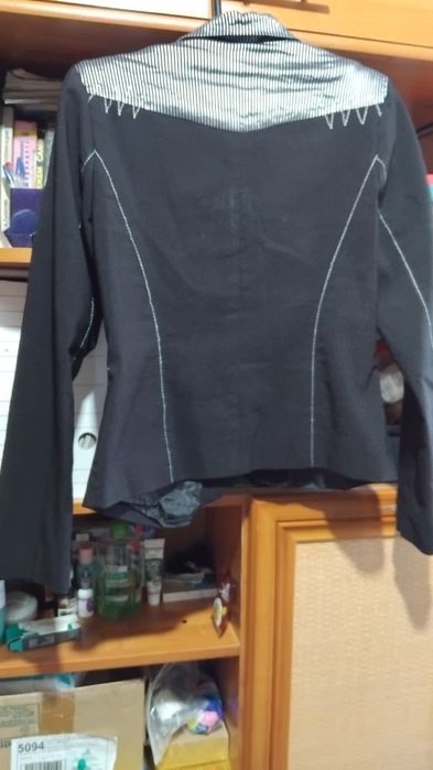 Пиджак и юбка 40-42 размер