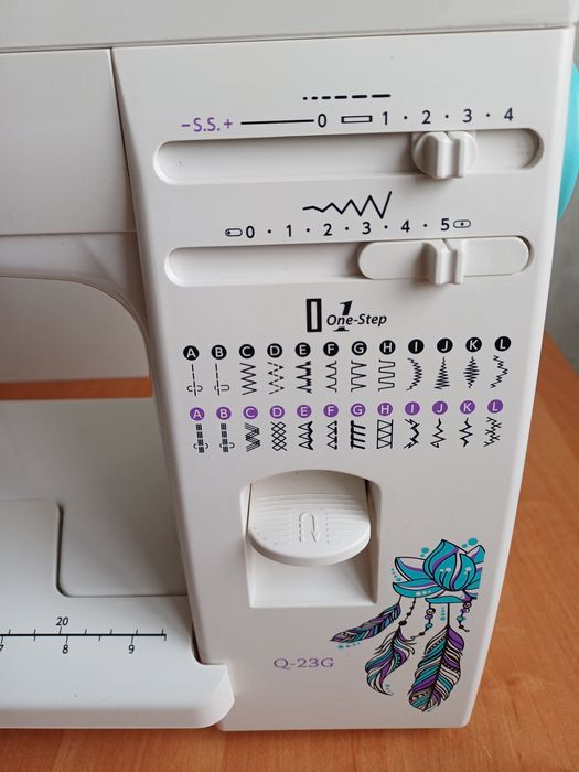 Швейная машина Janome Q-23G