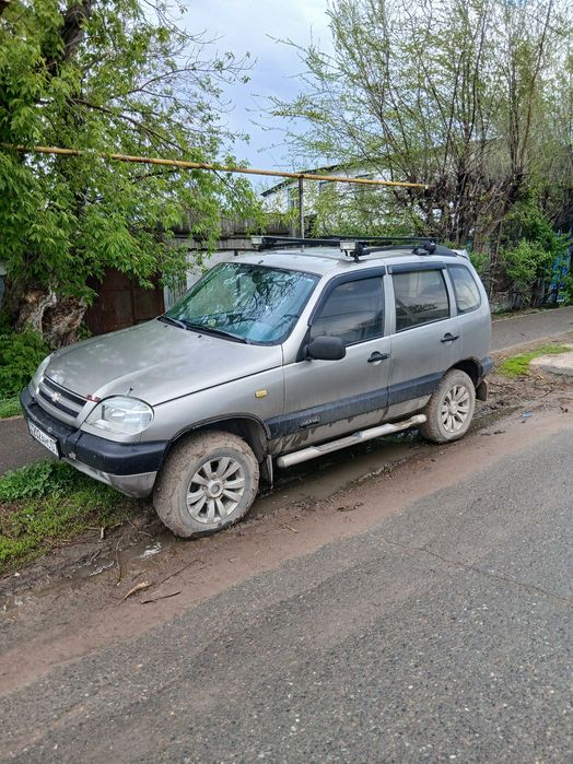 Продам машину Нива Шевроле