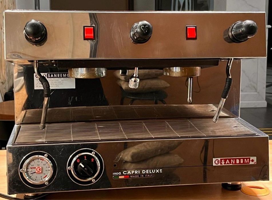 Кофемашина кофемолка