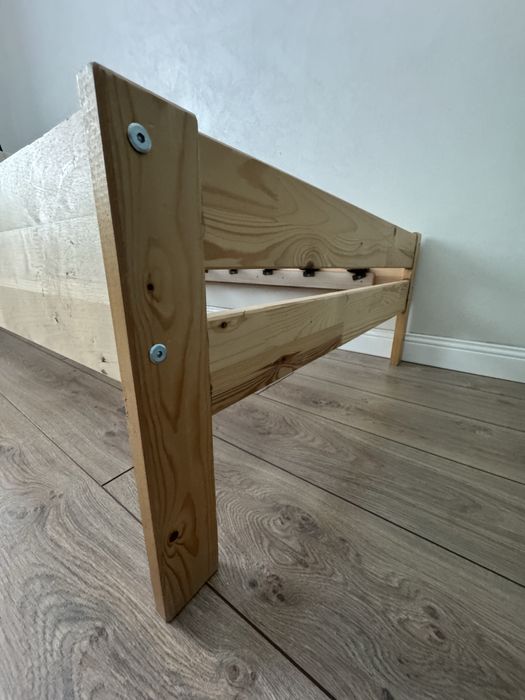 Кровать подростковая