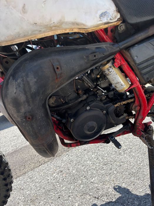 Продавам Yamaha DT200R