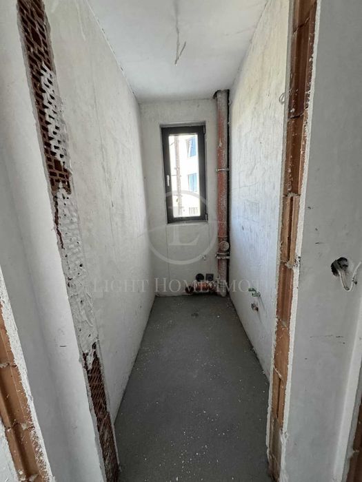 Продава се Тристаен апартамент в Пловдив, Остромила - 114 кв.м за 1294 €/кв.м - Снимка #6