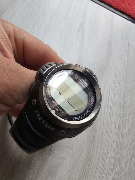 Ceasuri Casio - PROTrek si AE-1500WH ca noi!