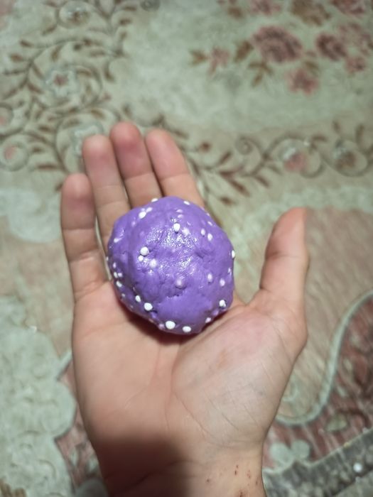 Slime mov cu bilute