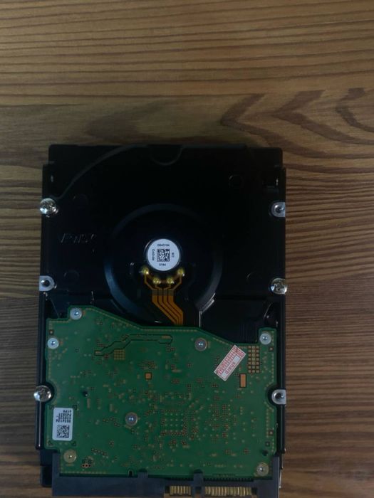 Продается жесткий диск WD Purple 8 TB в идеальном состоянии