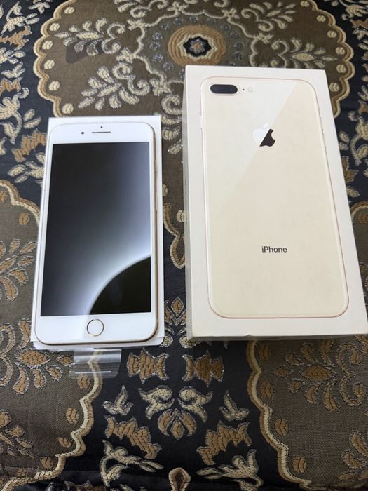 Iphone 8 puls Gold 32gb