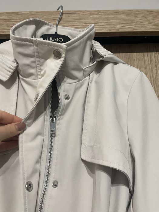 Тренч с качулка DKNY м размер