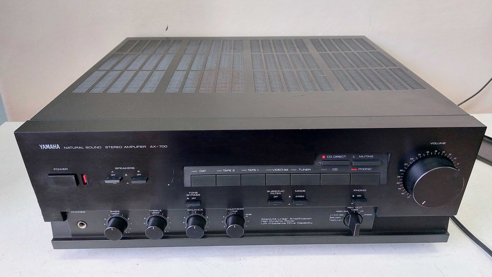 Yamaha AX 700 amplificator muzica statie made in Japan TOP colectie
