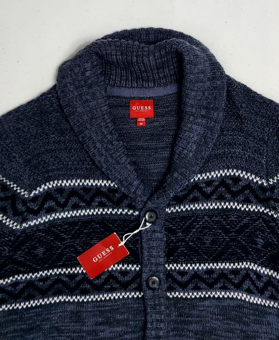 Guess cardigan nou ptr. bărbați, pulovar tricotat in dungi, cu nasturi, măsura M