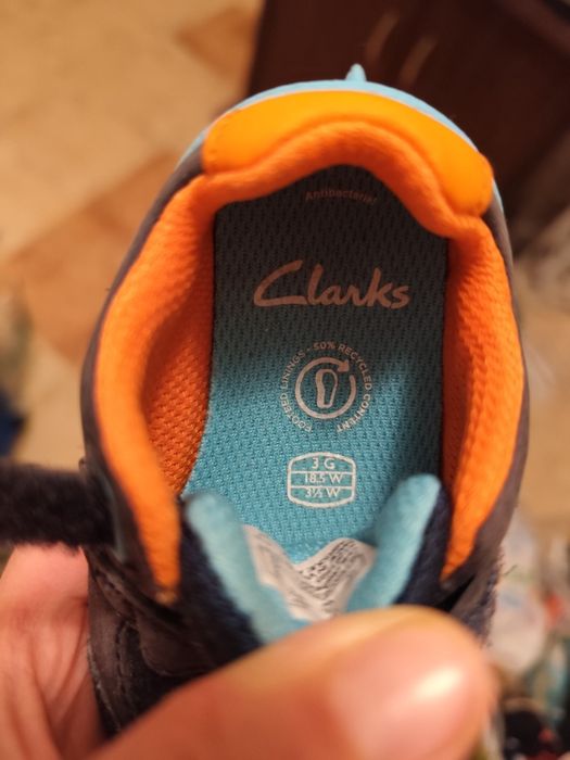 Бебешки маратонки Кларкс 18 1/2