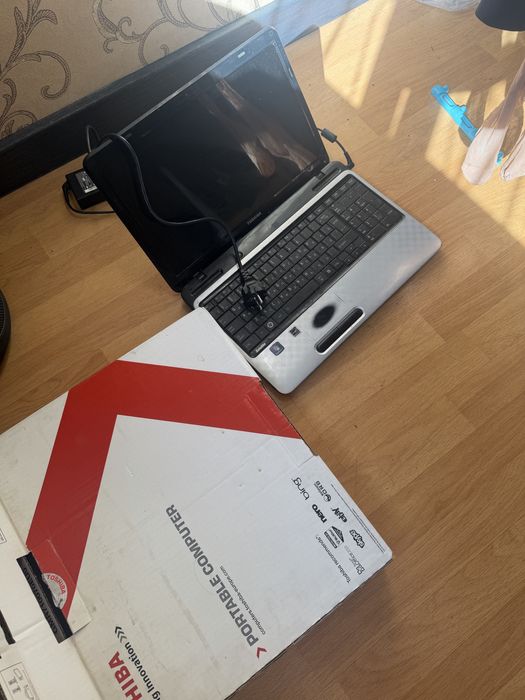 Ноутбук toshiba срочно