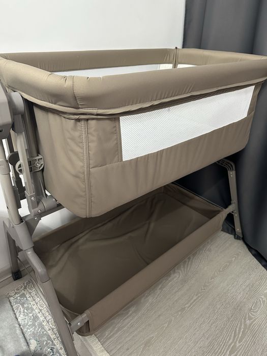 Продам кроватку качалку kidilio