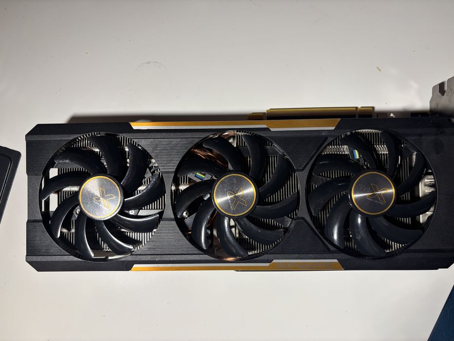 Placa video amd sapphire R9 390 8Gb