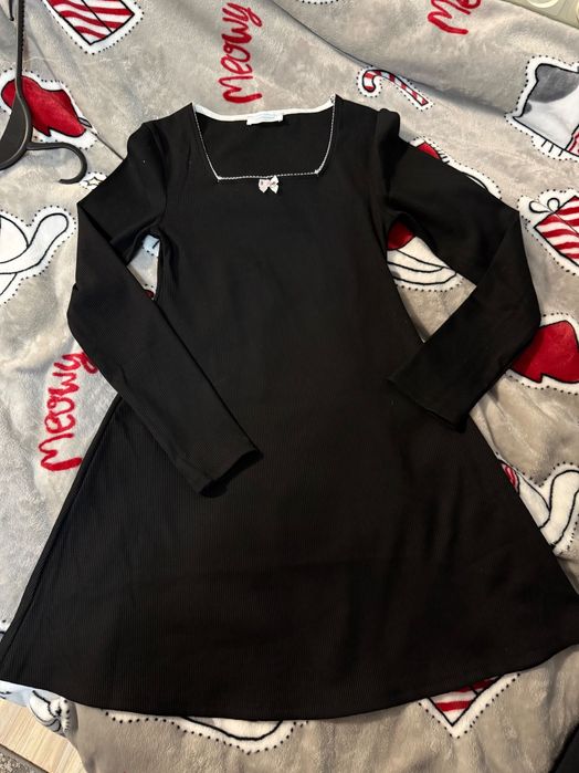 Рокля черна - ръст 146 см.