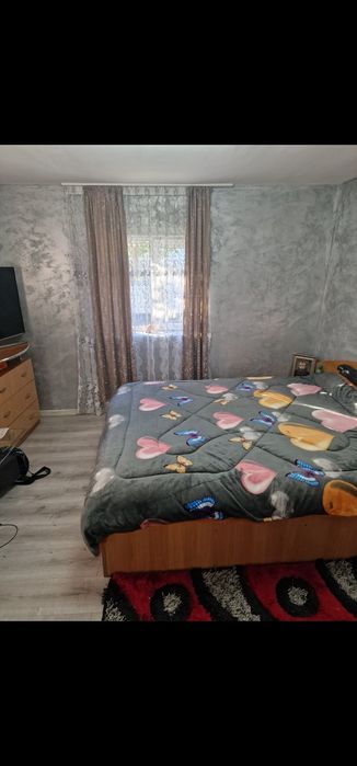 Vind casa scortaru nou in centru