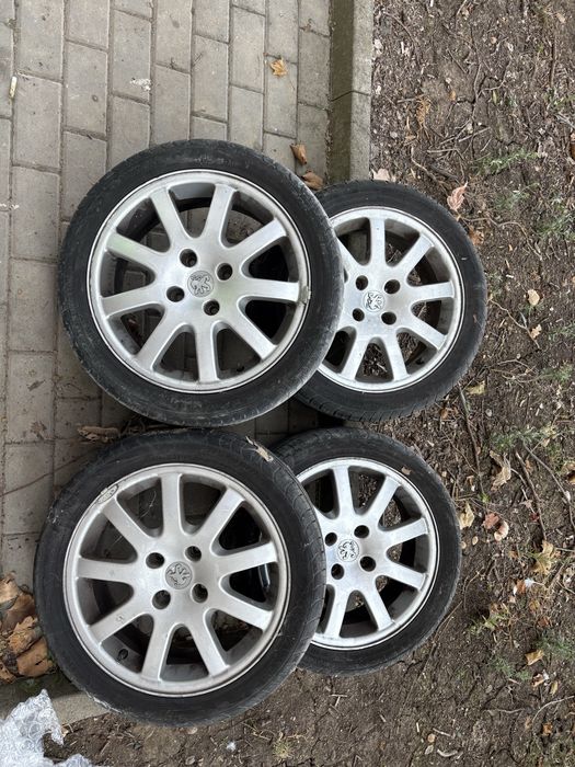 Продавам джанти за пежо