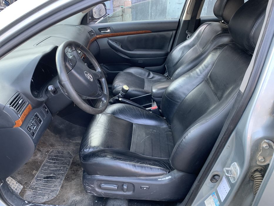 Piese toyota avensis facelift motor 2.2 150 cp 2007