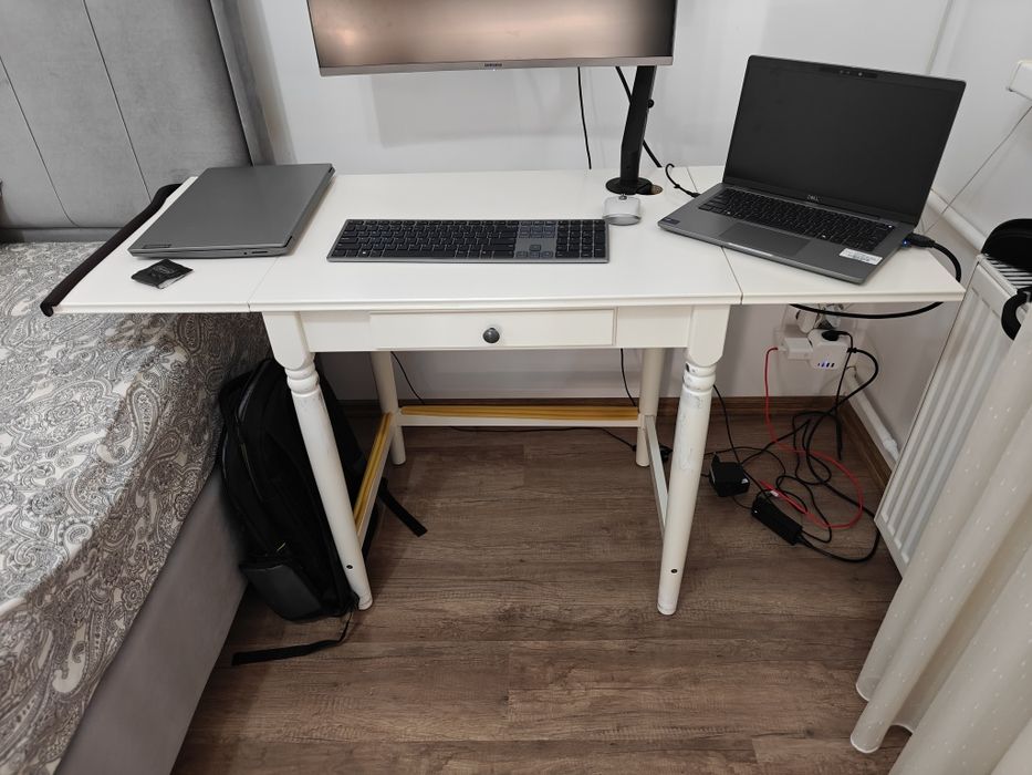 Birou IKEA extensibil