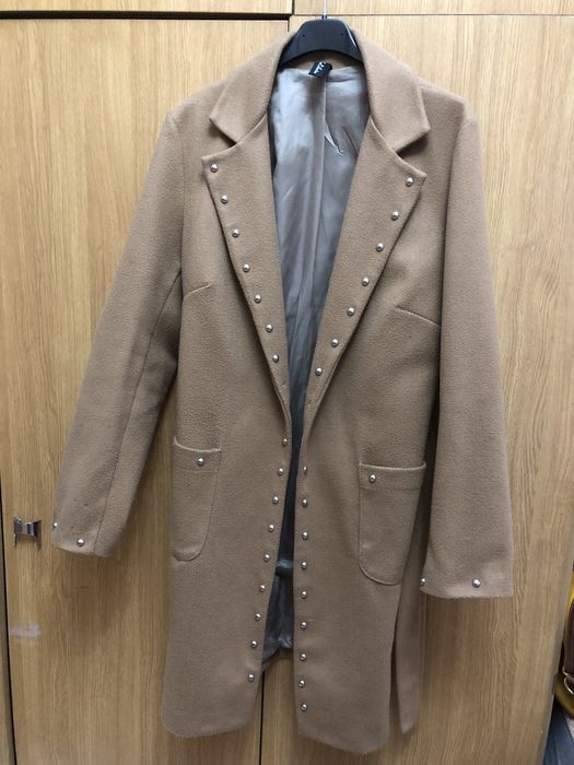 Дамско палто в цвят карамел