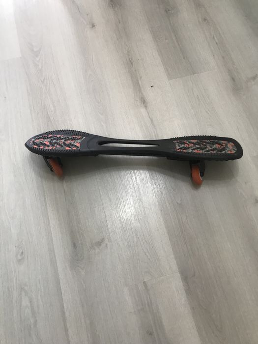 Тротинетка и уейвборд за деца