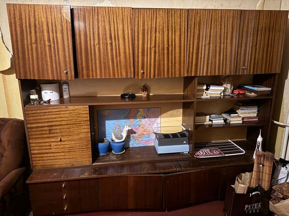 ПОДАРЯВАМ едноместен фотьойл, двуместен диван, секция