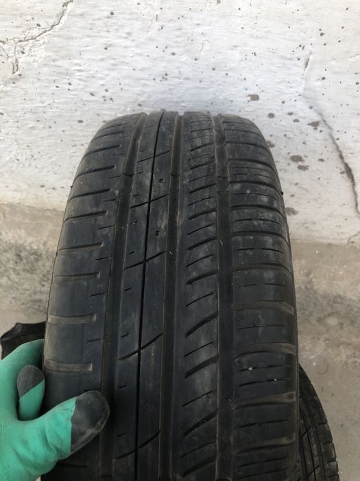 Автошина 185/60R14 сотилади 2та  яхши холатда хали мойлови кетмаган