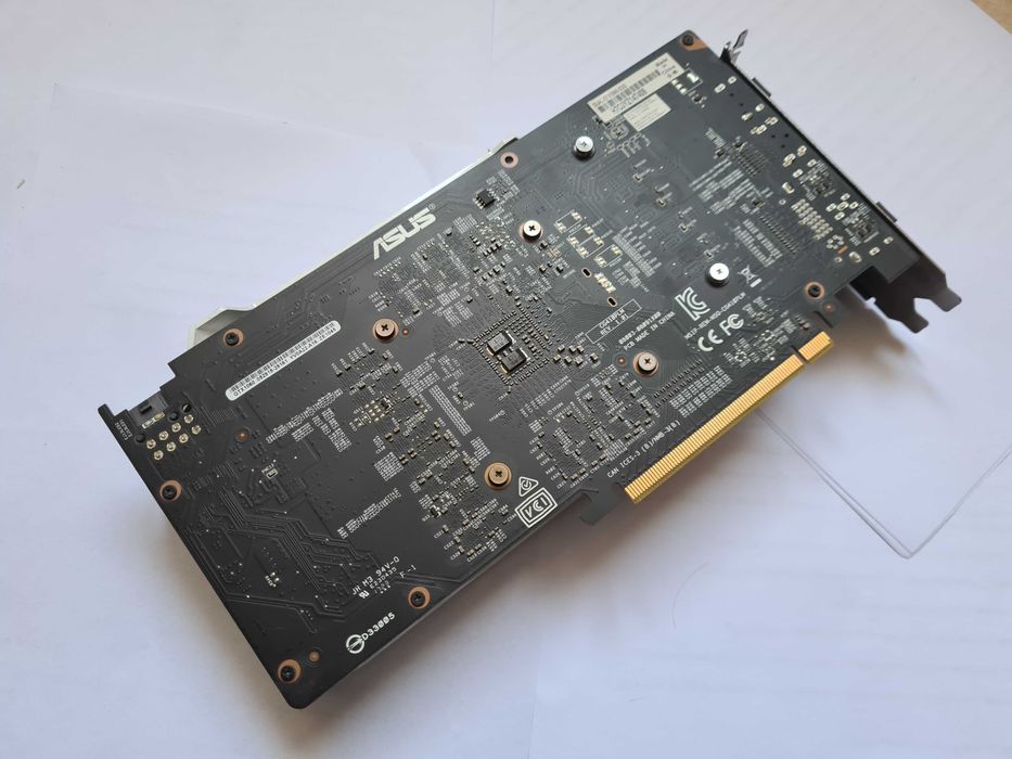 Видео карта ASUS GeForce GTX 1060 3GB Dual-Fan OC Edition