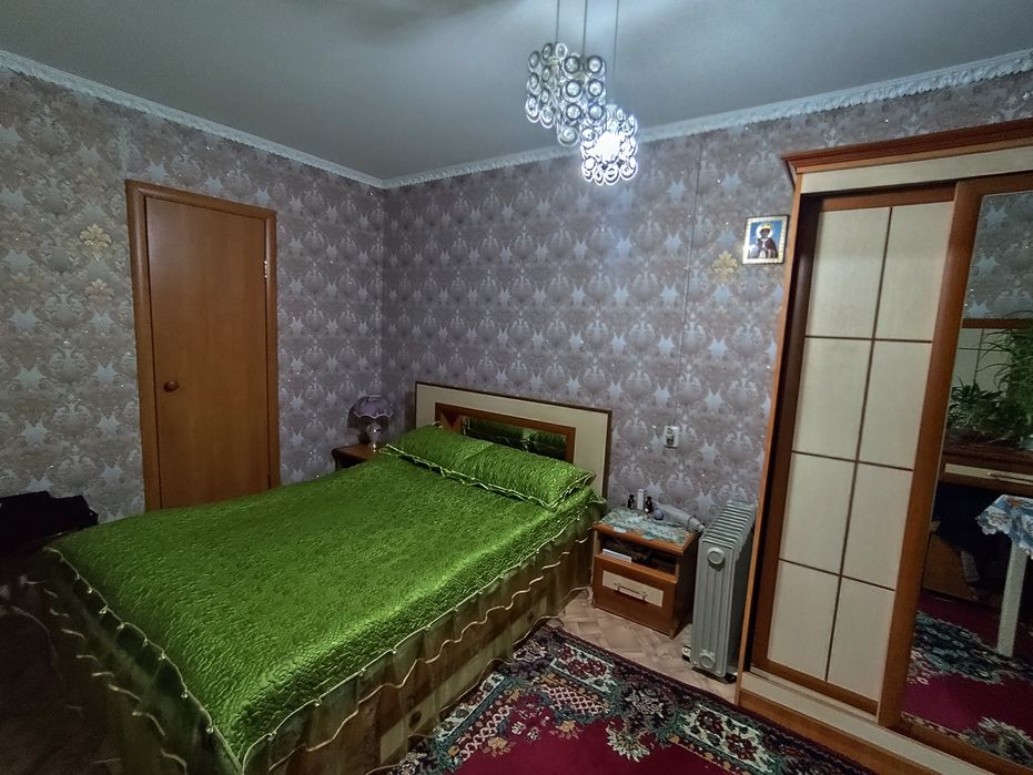 Продам 2 комнатную квартиру