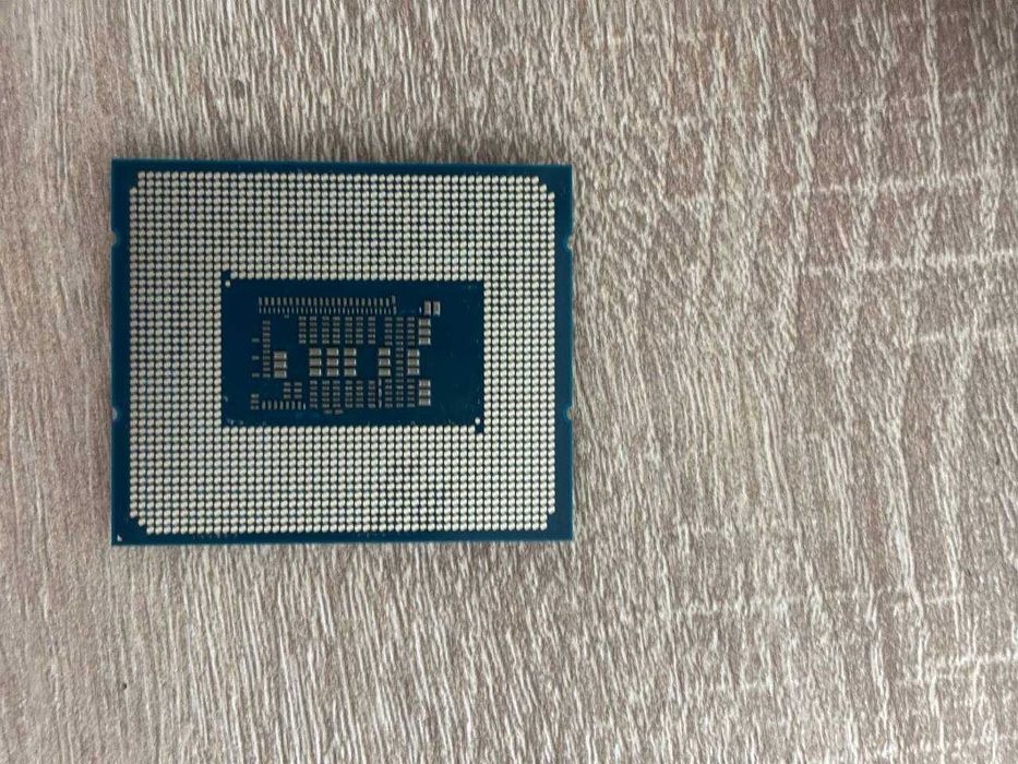 Процесор iNTEL CORE i5 12400F + Охладител