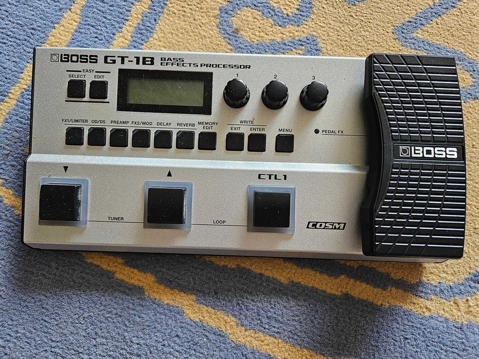 Boss GT-1B Procesor