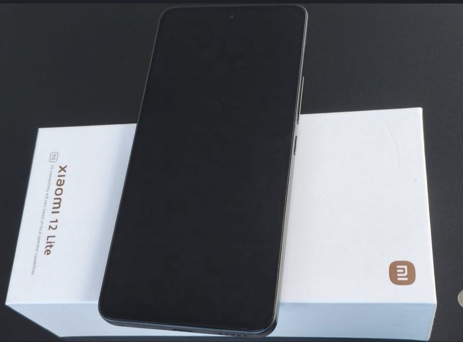 Xiaomi 12 lite 5G 8+5/256gb
