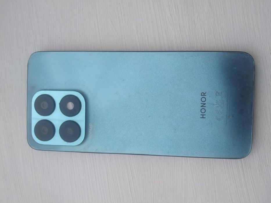 Продам хонор х8а 6 128