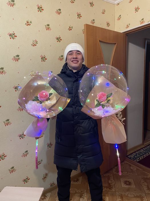 Оригинальные розы в шарике