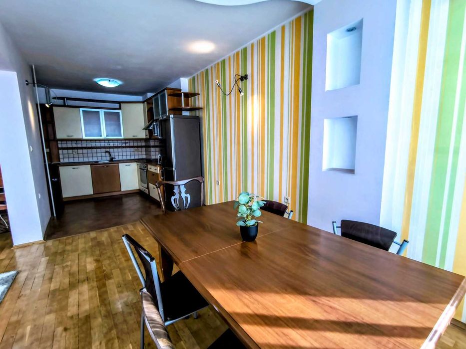 Дава се под наем Тристаен апартамент в Пловдив, Тракия - 100 кв.м за 488.58 € - Снимка #6