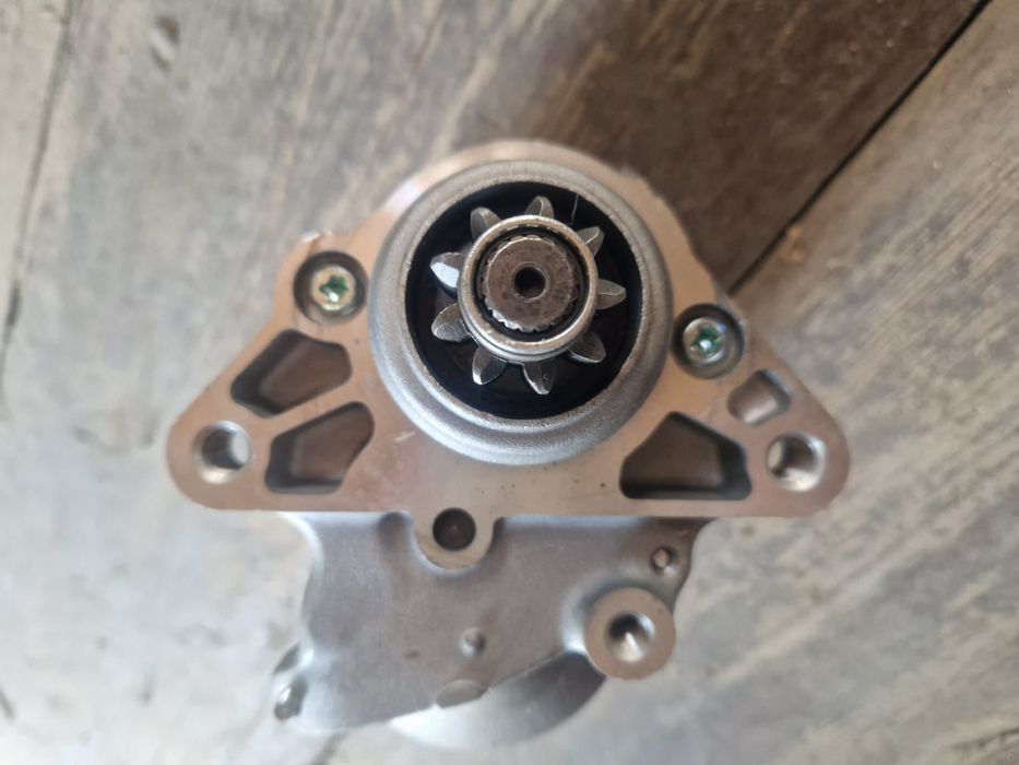 Генератор на лексус GS  LS