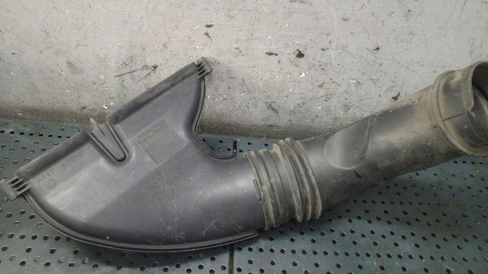 Tubulatura admisie aer 1.9 jtd fiat bravo 2 198 51793164