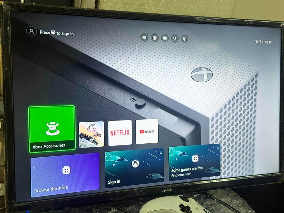 Конзола Xbox One S 1TB