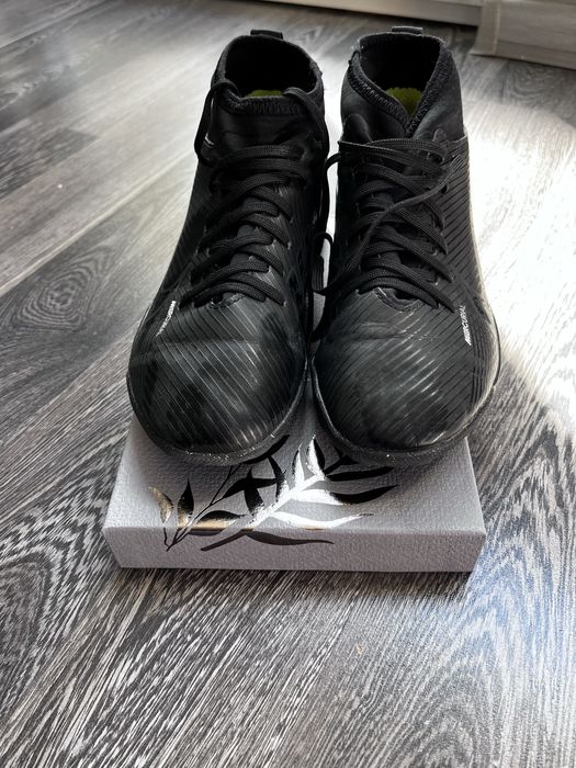 Стоножки Nike Mercural