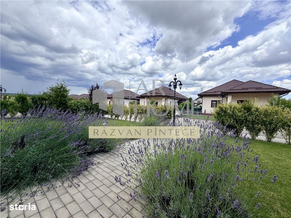 Apartament 3 camere, de lux, parcare, Magnolia Paulesti,