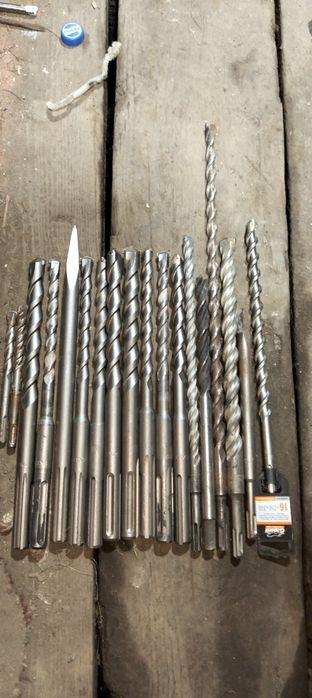 Продам бур  на перфоратор, сверла.