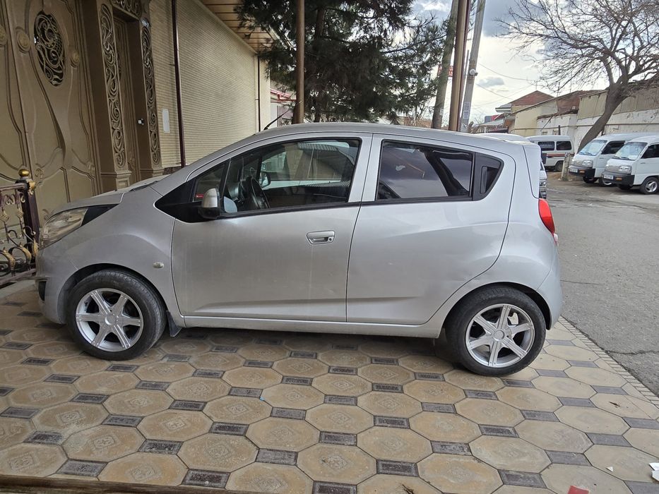 Сдается в аренду автомобиль спарк