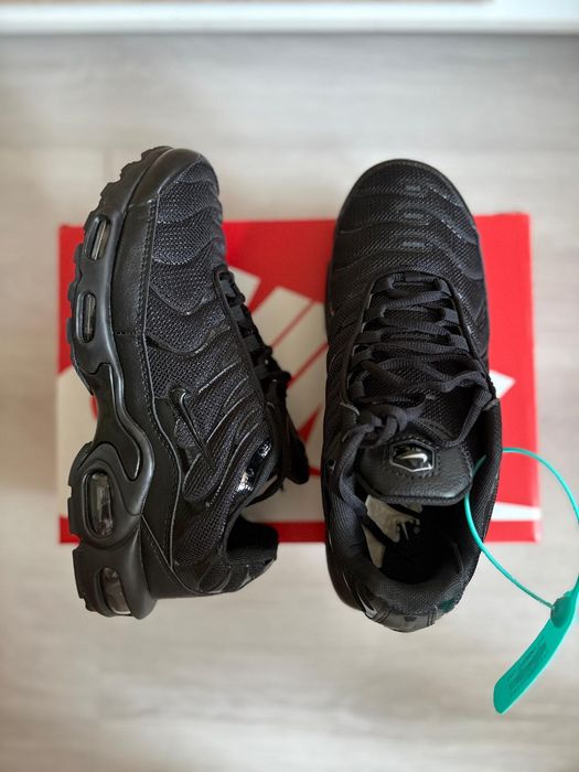 Nike Tn Black Shoes Обувки
