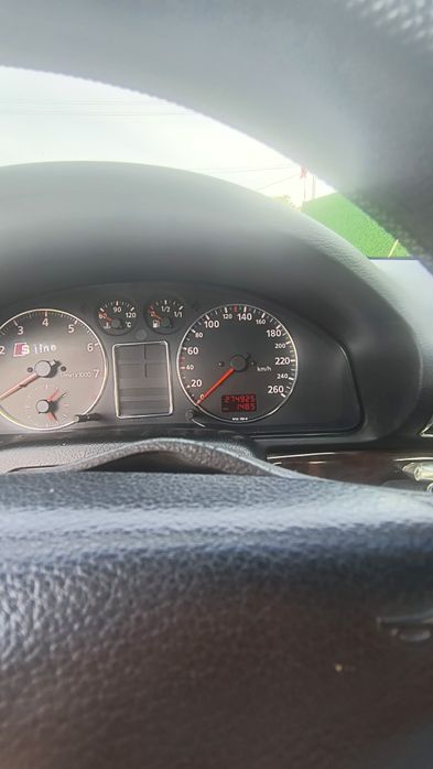 Ауди А4 б5 1.8 125к.с